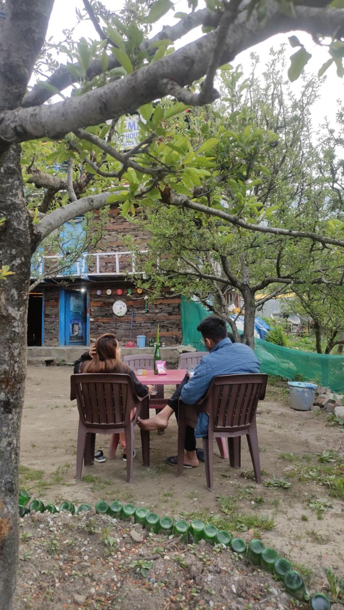 Karma Guest House And Cafe Kalgha Kültér fotó